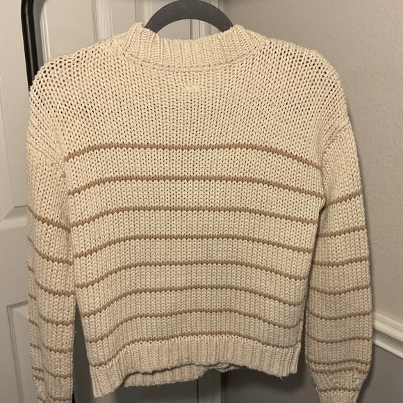 Roan + Ryan Button-Up Cardigan Sweater Women’s Small Cream, Preppy Style - Picture 3 of 3